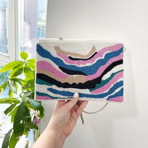 NEW Women's Hand Beaded Abstract Print Clutch - Picture 1 of 2